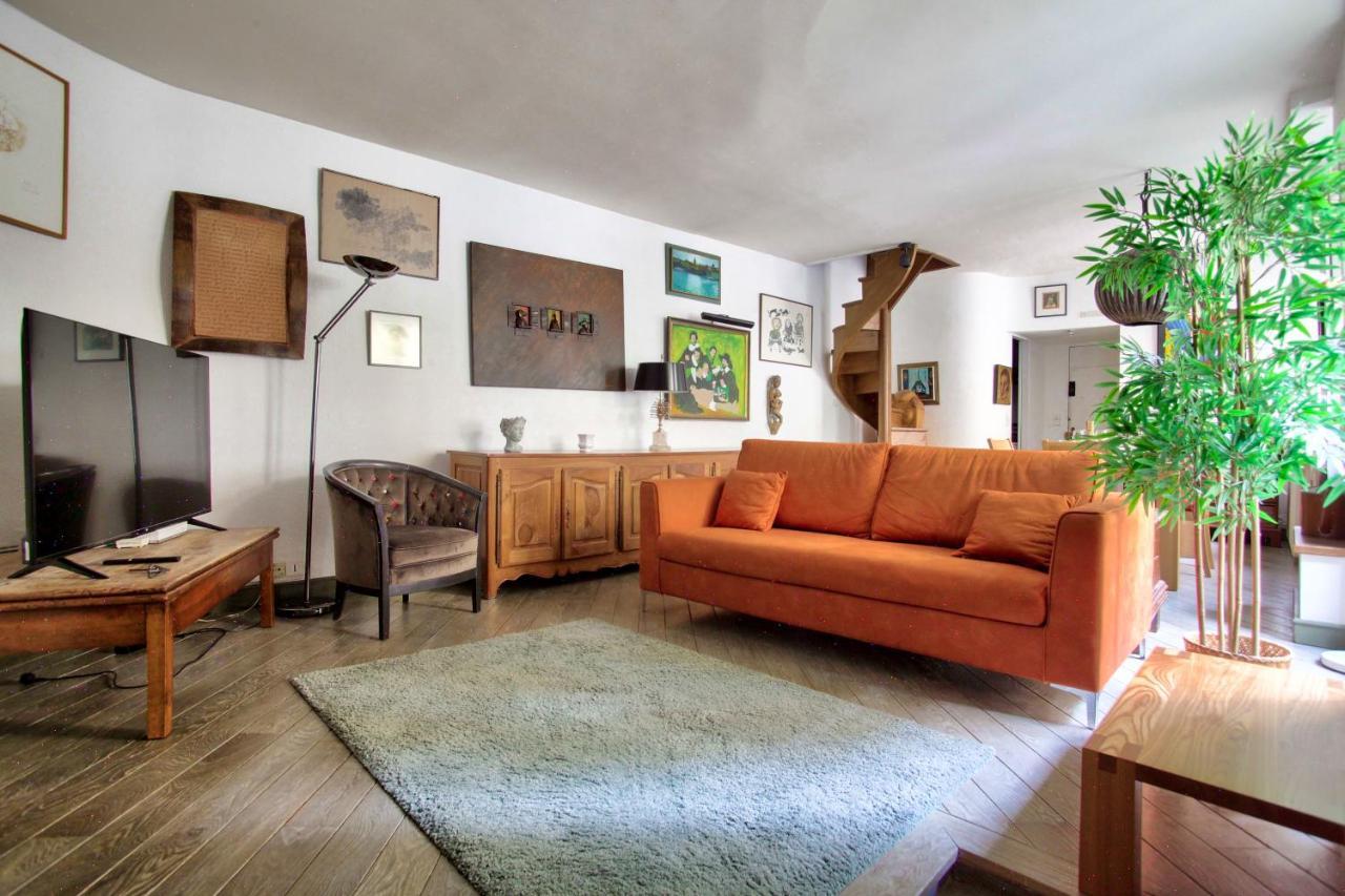 Luxurious 2 Bedrooms Saint Michel Notre Dame Augustins Free Netflix Parigi Esterno foto